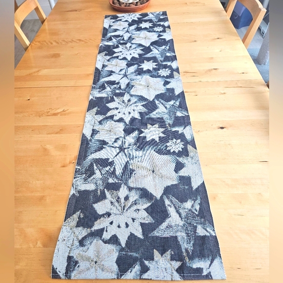 Eklund scandinavian table runner, 13.5" x 51.5" - Picture 1 of 4